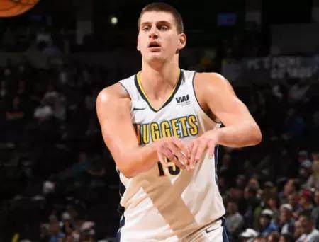 但屡屡出现 但屡屡出现