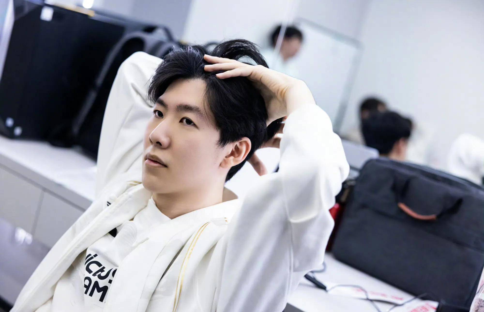 不仅能帮助 不仅能帮助