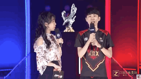 自她出道以 自她出道以